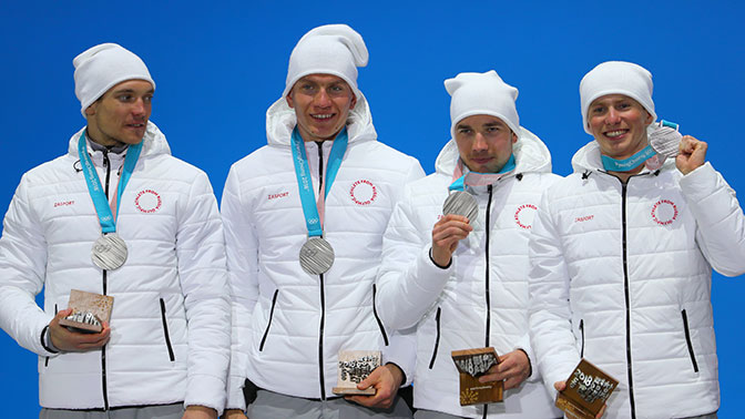 Лыжники Спицов и Большунов завоевали серебро в командном спринте на Олимпиаде