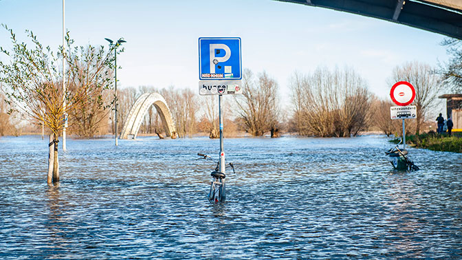 Ростуризм сказал россиянам об угрозе наводнения в Германии и Франции