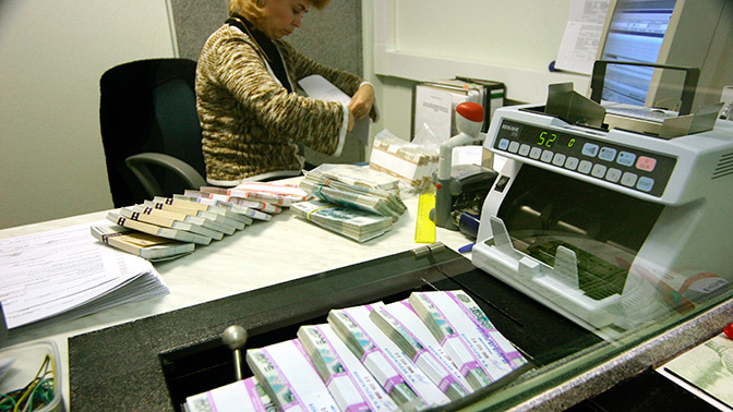 В Сбербанке заявили о резком притоке денег в Россию из-за санкций