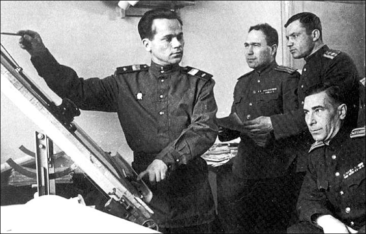 Михаил Калашников - начало карьеры в качестве оружейника