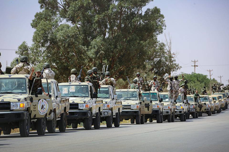 Колонна войск Ливийской национальной армии.
