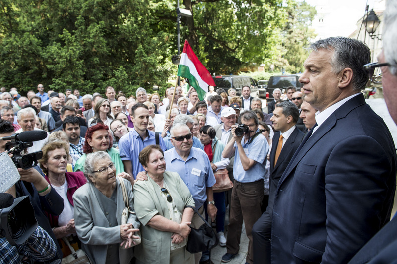 Премьер-министр Венгрии Орбан за защиту прав венгров проживающих на Украине.
