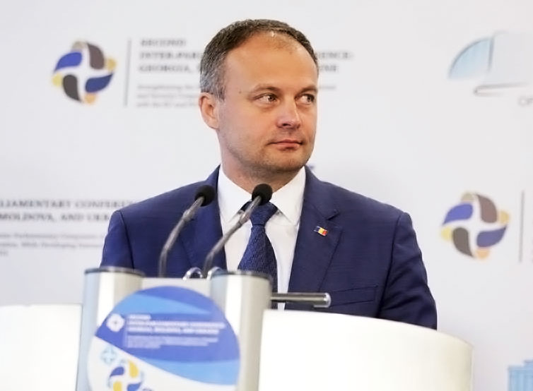 Глава парламента Молдавии Андриан Канду.