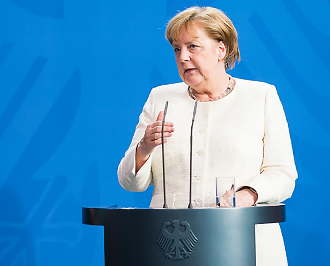 Меркель может поставить на голосование в бундестаге вопрос о доверии себе.