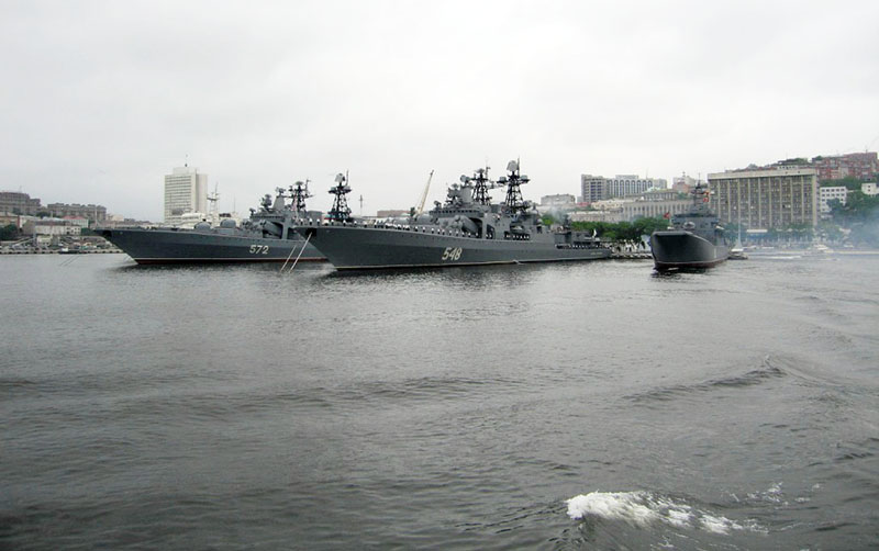 Корабли флотилии  в порту Владивостока.