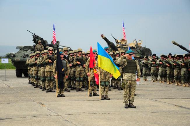 Вступление в ЕС и НАТО остаётся стратегической задачей Киева.