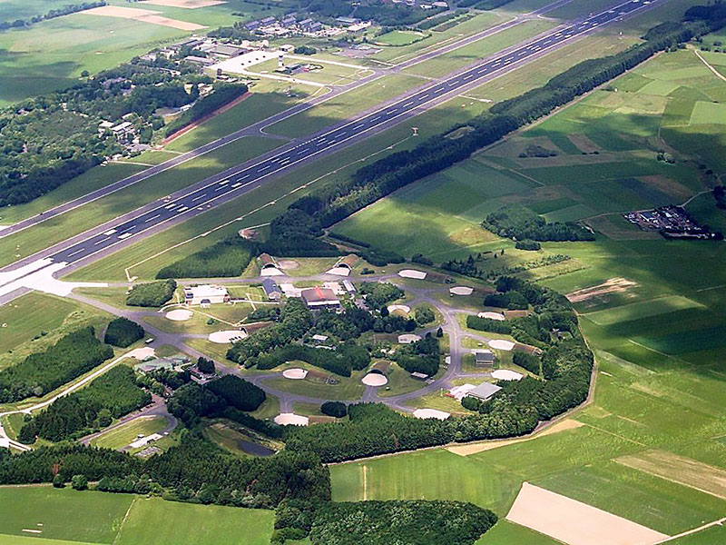 Военно-воздушная база Бюхель.