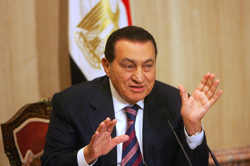 Президент Египта Хосни Мубарак ввел ас-Сиси  в узкий круг «личной гвардии».