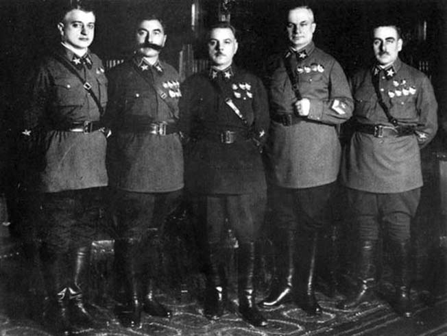 Первые маршалы СССР (слева направо): М.Тухачевский, С.Буденный, К.Ворошилов, А.Егоров и В.Блюхер.
