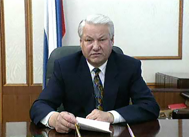 Выступление Б.Ельцина о роспуске Верховного Совета по телевидению.