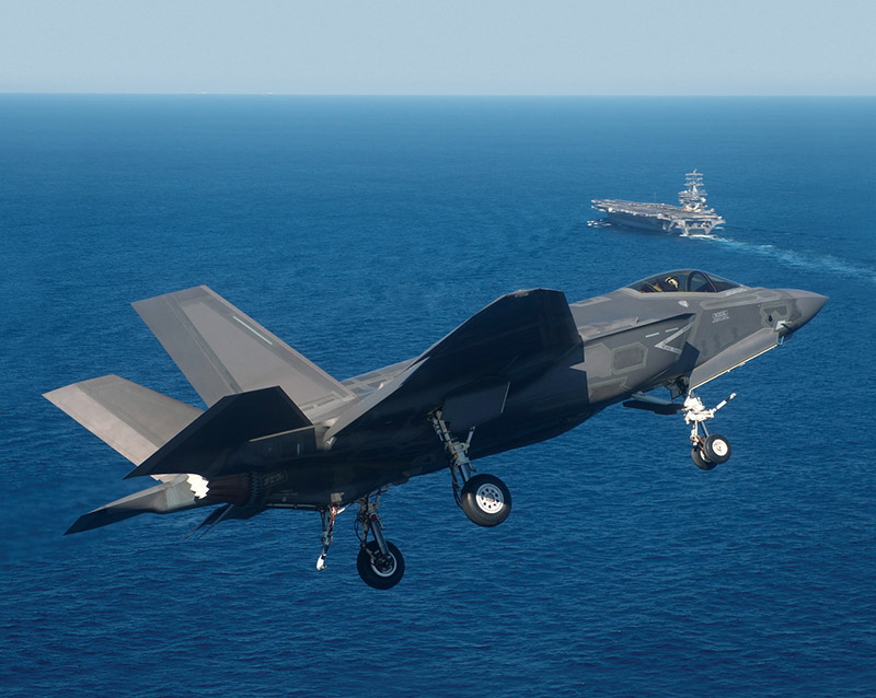 Австралия и Япония готовятся к принятию на вооружение новых американских истребителей F-35.
