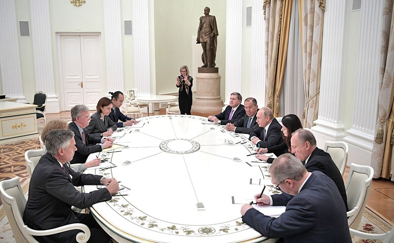 Встреча с помощником президента США по нацбезопасности Джоном Болтоном в Кремле.