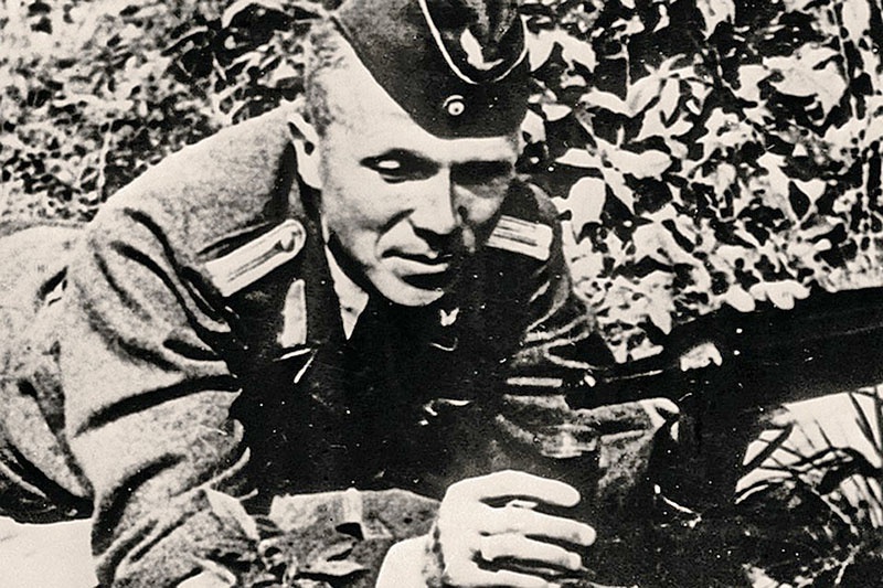 Николай Иванович Кузнецов - по легенде, обер-лейтенант вермахта Пауль Зиберт.