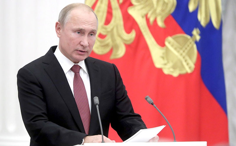 Российский президент Владимир Путин: ответ России будет адекватен.