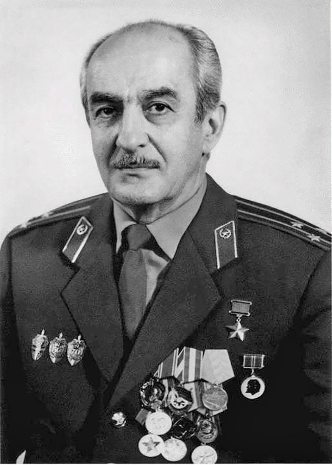 Герой Советского Союза полковник Вартанян Г.А.