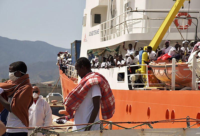 Панама аннулировала регистрацию спасательного корабля Aquarius.