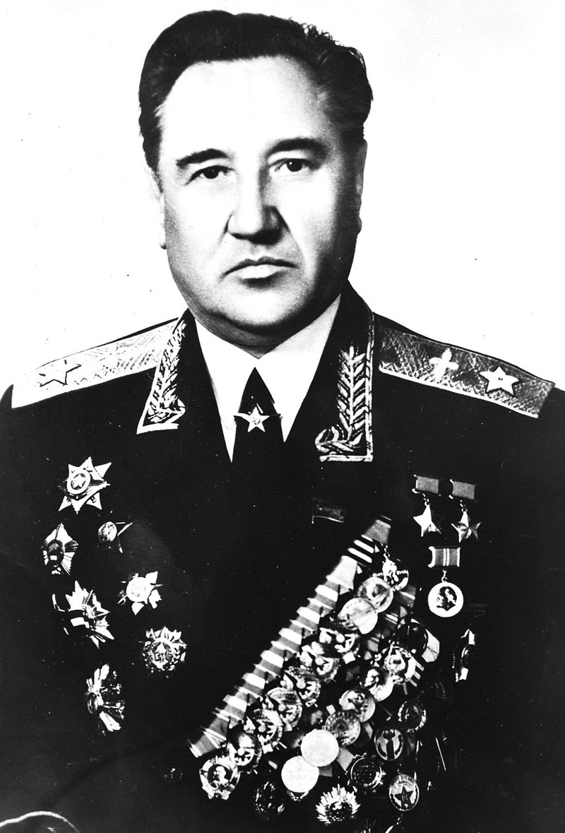 Главный маршал авиации А.И. Колдунов.