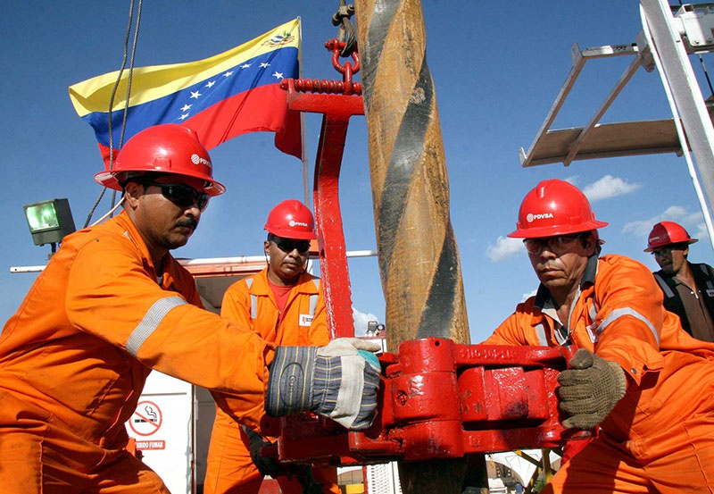 Венесуэла занимает первое место в мире по запасам нефти.