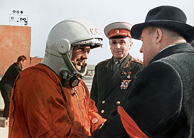 Последние напутствия главного конструктора Сергея Павловича Королева Юрию Гагарину перед стартом.