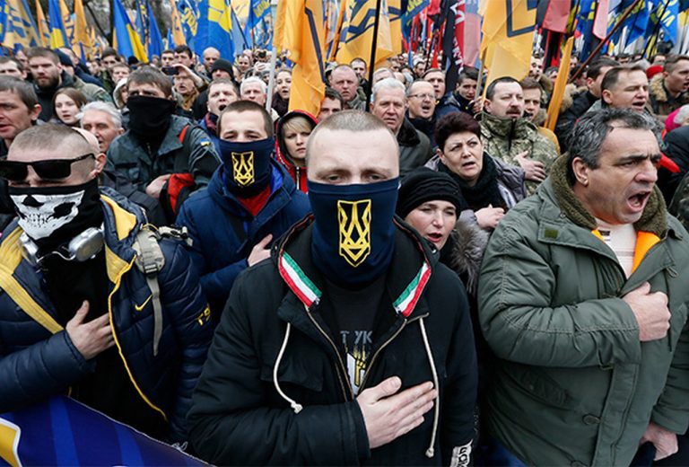 Ярчайший пример тупоумия и глумления над собственным народом - националистическая элита Украины.