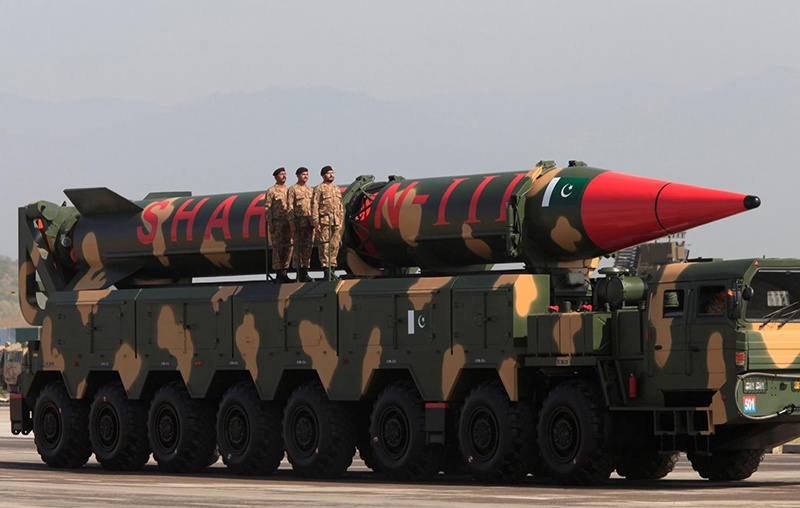 Пакистан имеет около 130-140 ядерных боеприпасов.