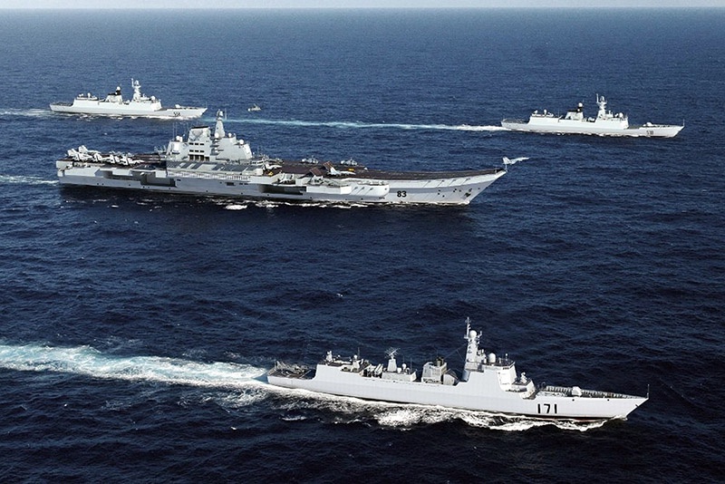 Темпы развития китайских вооружённых сил просто фантастические. За последние три года США ввели в строй два эсминца, китайцы - семнадцать равноценных по классу кораблей.