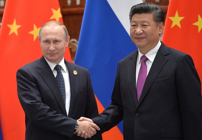 Президент РФ Владимир Путин на встрече с председателем КНР Си Цзиньпином в 2016 году.