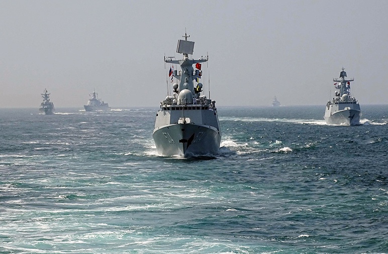 Учения РФ и КНР «Морское взаимодействие-2016» в Южно-Китайском море.