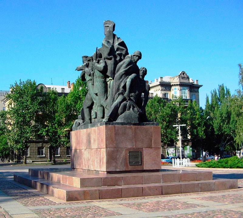 Мемориал десантникам К.Ф. Ольшанского в городе Николаеве.