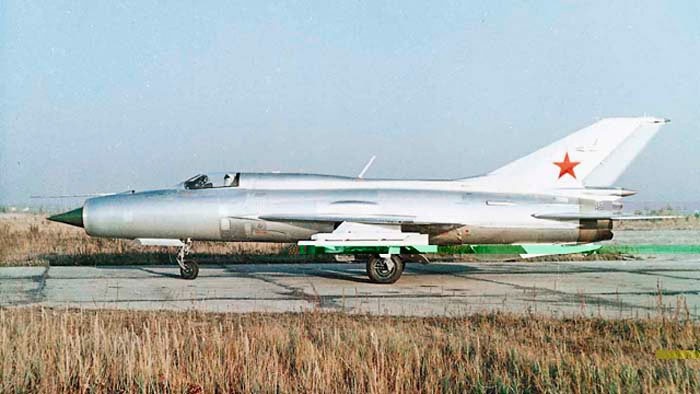 МиГ-21 принят на вооружение в 1959 году.