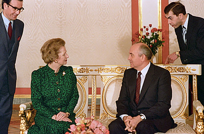 Премьер-министр Великобритании Маргарет Хильда Тэтчер и Генеральный секретарь ЦК КПСС Михаил Сергеевич Горбачев.