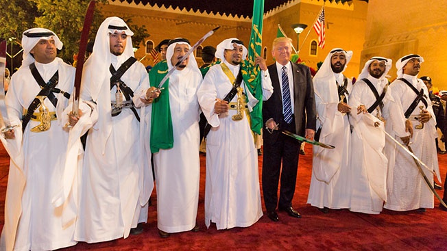 Какой «откат» получит президент Трамп от продажи оружия арабским шейхам
