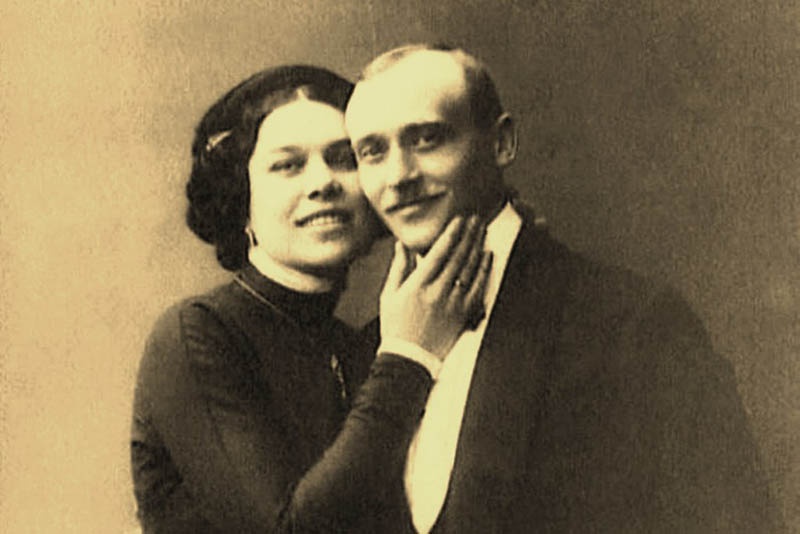 Генерал-майор Скоблин с женой Надеждой Васильевной Плевицкой.