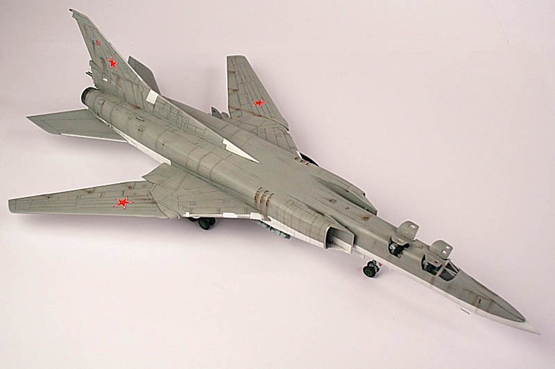 Ту-22М2, макет китайской фирмы «Trumpeter».