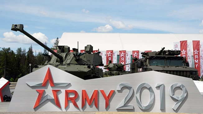 «Тигр-Атлет», «Охотник» и «Свинец-2»: грозная красота оружия России «Тигр-Атлет», «Охотник» и «Свинец-2»: грозная красота оружия России