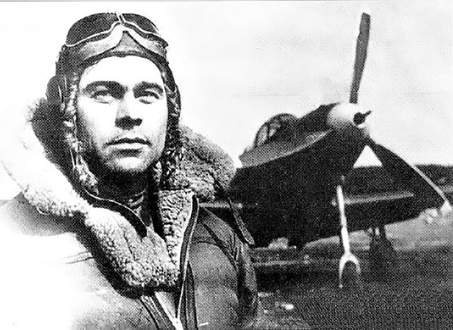 Командир 255-го истребительного авиаполка майор П.А. Панин был сбит и погиб в тяжёлом бою с превосходящими силами противника. 