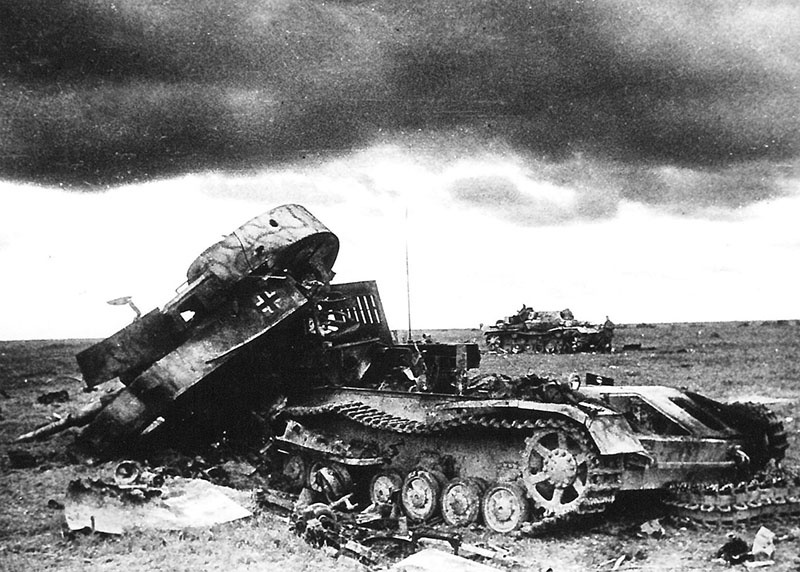 Немецкий танк Pz.Kpfw. IV, уничтоженный во время боя под Прохоровкой.
