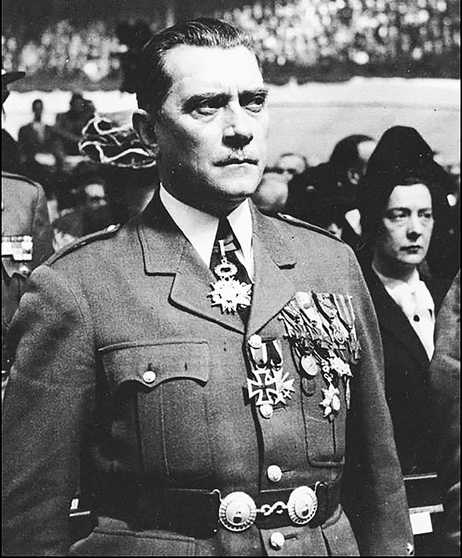 Командир французского полка Эдгар Пуо получил звание бригадного генерала и дважды награждался Железным крестом.