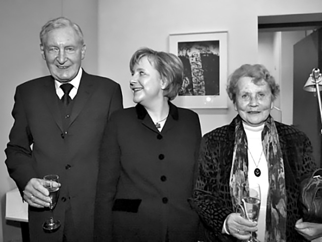 Ангела Меркель со своими родителями.
