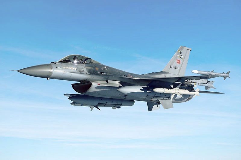 Турция традиционно использует американские F-16.