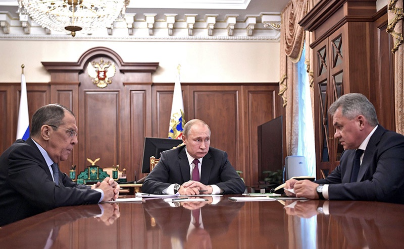 Встреча президента Владимира Путина с министром обороны Сергеем Шойгу и министром иностранных дел Сергеем Лавровым.