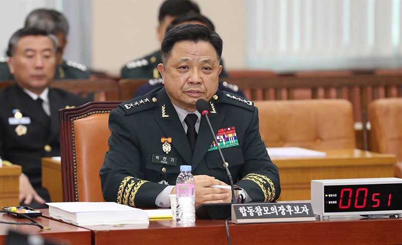 Штаб объединённого командования на период учений возглавляет председатель объединённого комитета начальников штабов вооружённых сил РК генерал Пак Хан Ги.