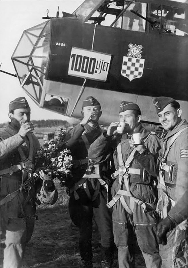 Пилоты хорватской бомбардировочной эскадрильи на восточном фронте воевали за Гитлера до последних сил.