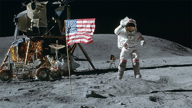 Дотянуться до Луны - о космонавтике истинной и не очень