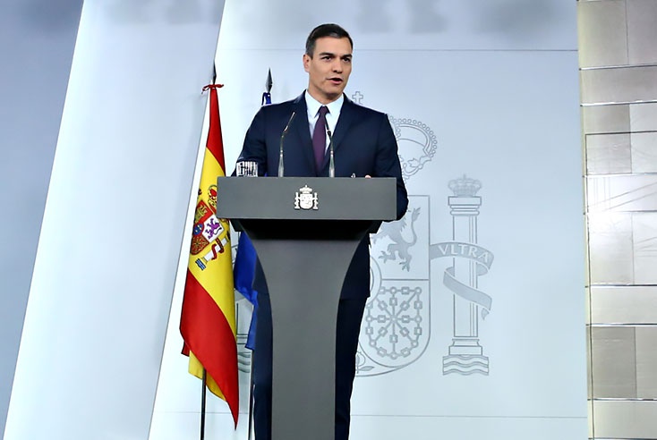 Испанский премьер Испании Педро Санчес призвал каталонские власти «не играть с огнём».