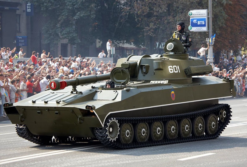 Крупнокалиберная артиллерийская система САУ 2С1 «Гвоздика».