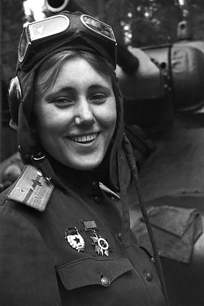 Александра Самусенко была единственной женщиной, ставшей заместителем командира танкового батальона.