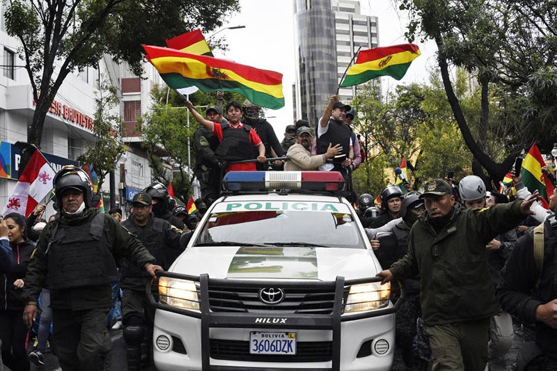 Боливия испытала на себе тяжесть «цветной революции».