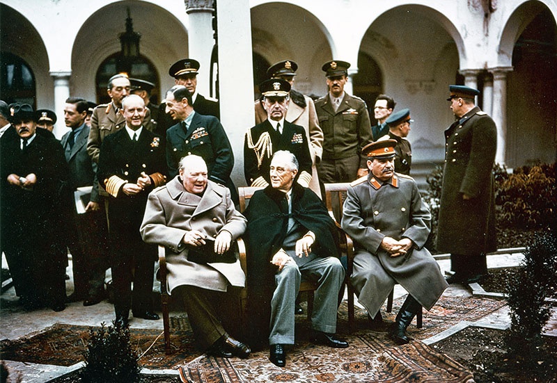 Решение о разделе территории «Большого Берлина» между СССР, США и Соединённым Королевством было принято ещё на Ялтинской конференции.