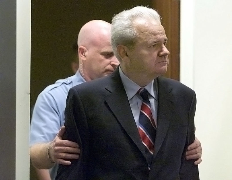 Смерть президента Югославии Слободана Милошевича в гаагской тюрьме на совести Клинтона.